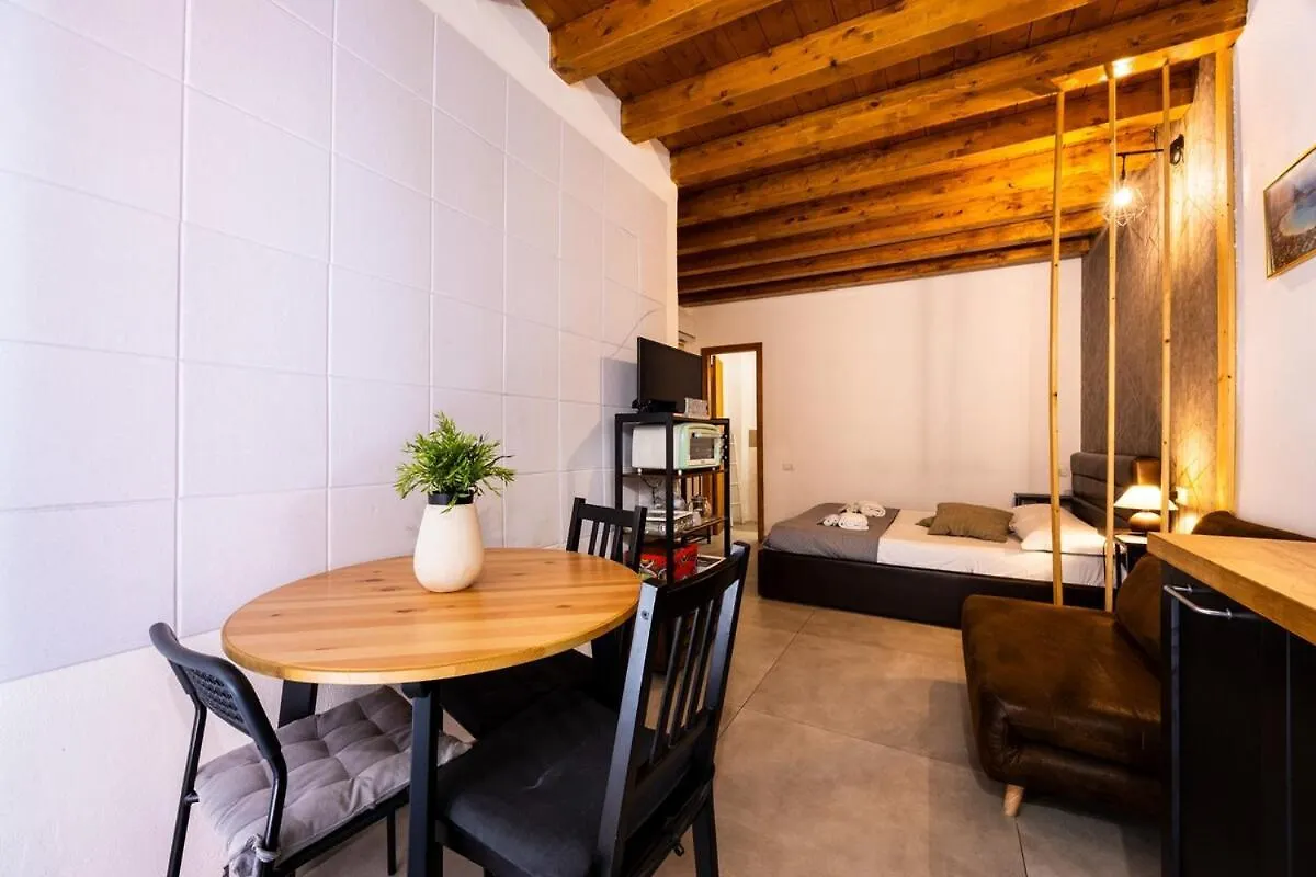 פלרמו Lampionelli 12 Apartment